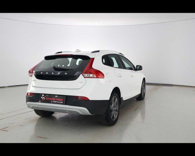 VOLVO V40 Cross Country D2 1.6 Powershift Momentum