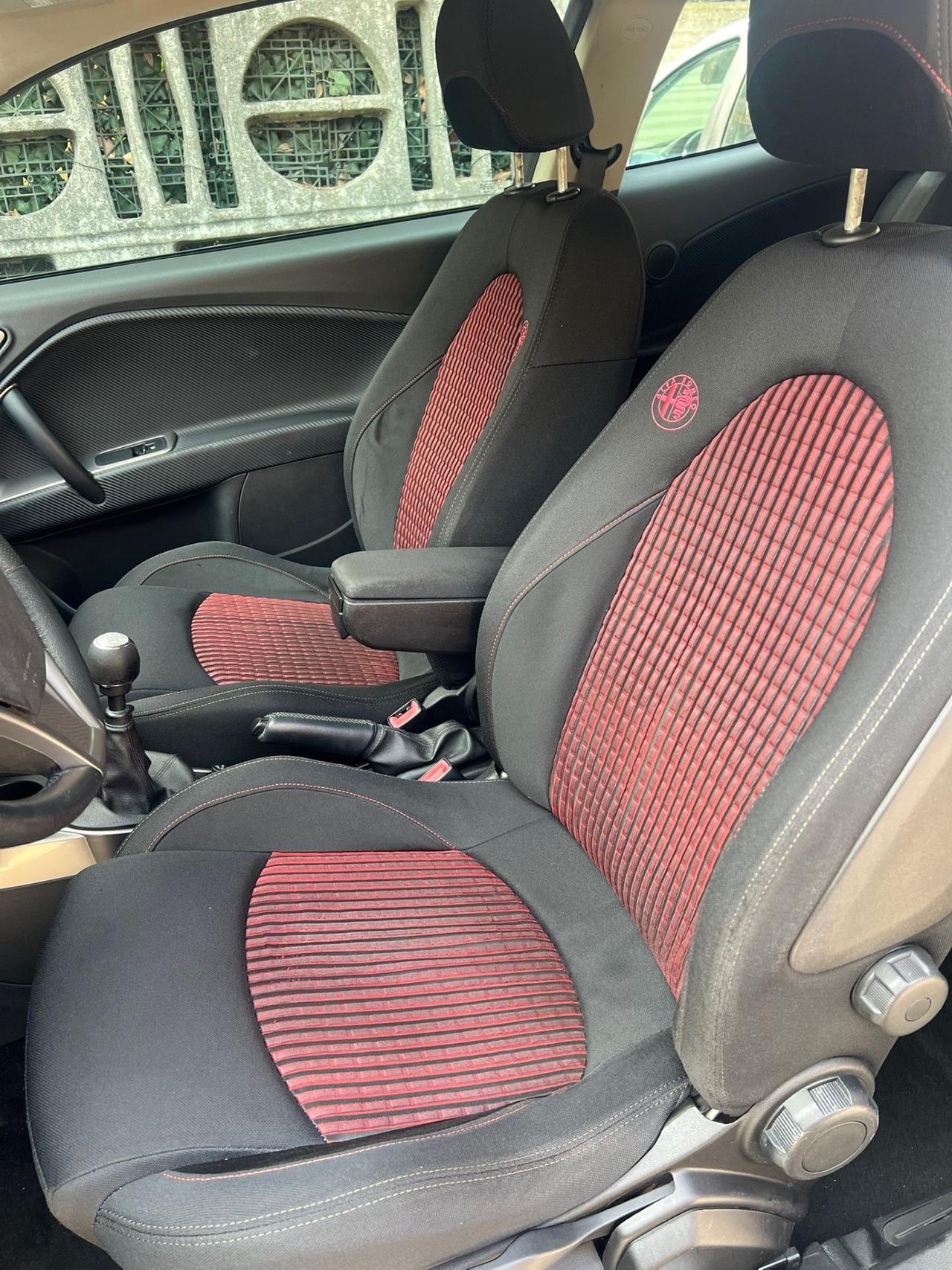 Alfa Romeo MiTo 1.4 T 155 CV Distinctive Sport Pack