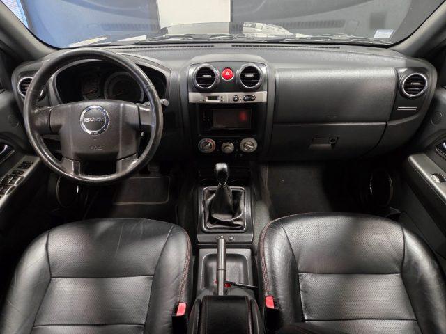 ISUZU D-Max 2.5 TD cat 4WD Pick-up SERVICE ISUZU