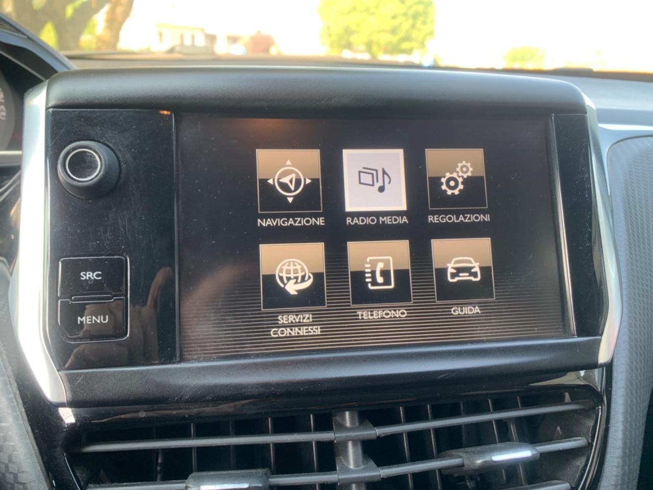 Peugeot 2008 BlueHDi 100 Allure