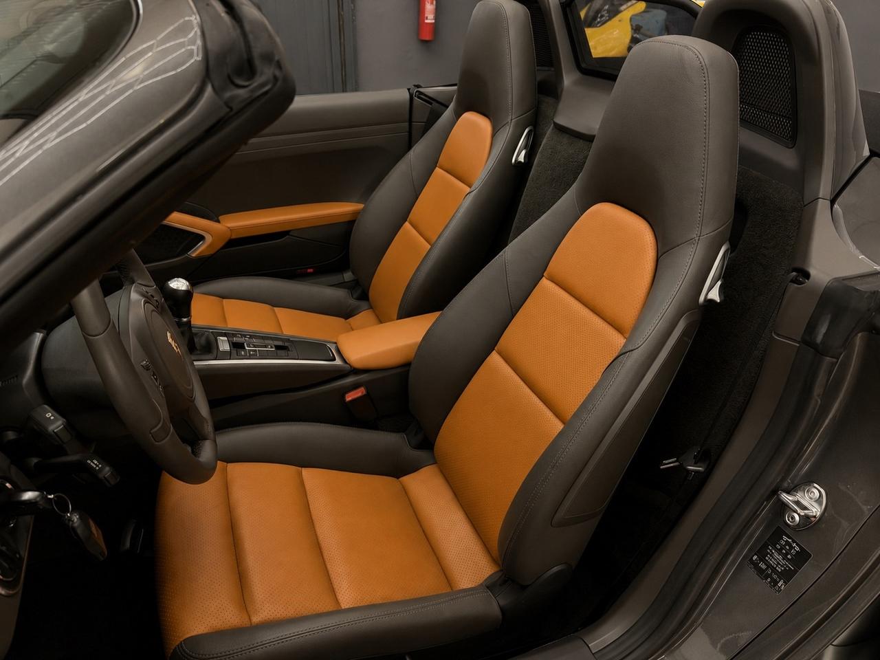 Porsche Boxster 2.7