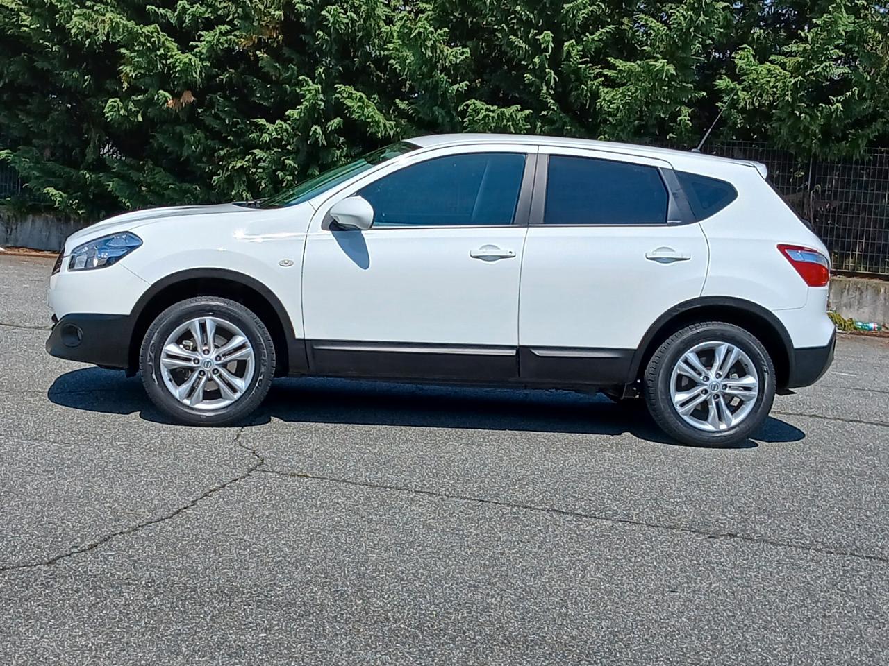 Nissan Qashqai Tekna 86 000 km certificati