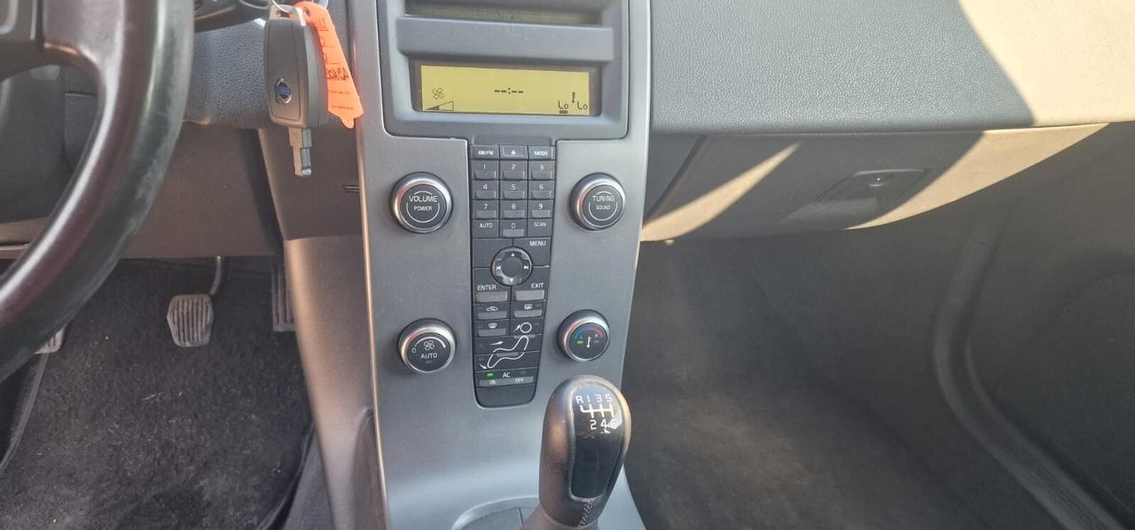 VOLVO V50 1.6 HDI 116 CV
