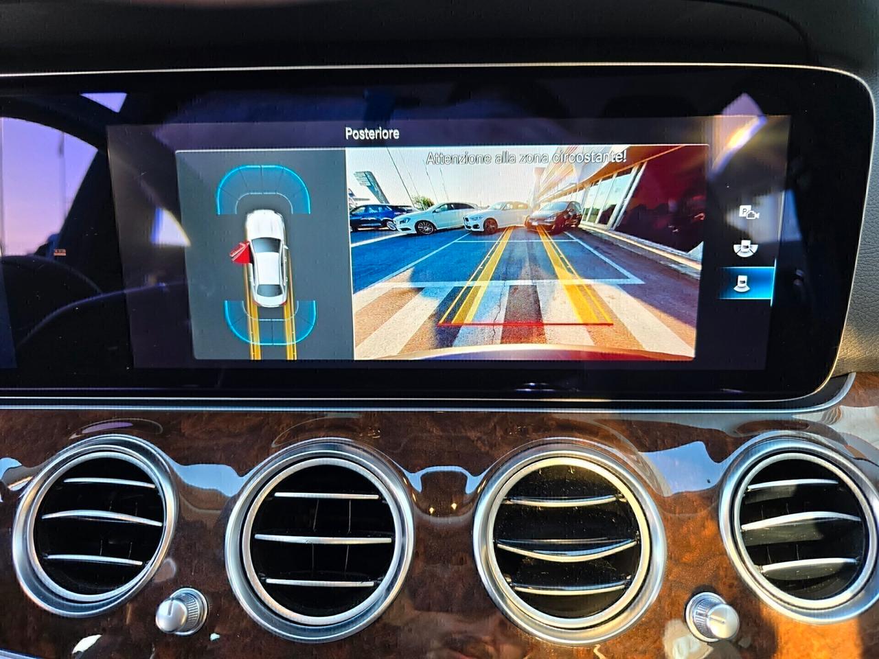 Mercedes E 220 d 4M. Auto Business Sport