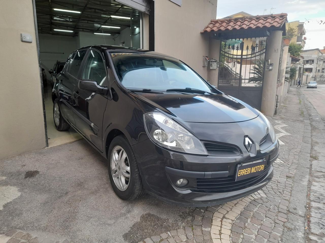 Renault Clio 1.2 5 porte Le Iene