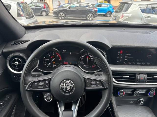 Alfa Romeo Stelvio 2.2 t Business rwd 160cv auto