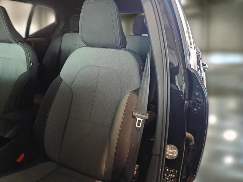 VOLVO XC40 T4 RECHARGE PLUG-IN AUTO CORE SUV