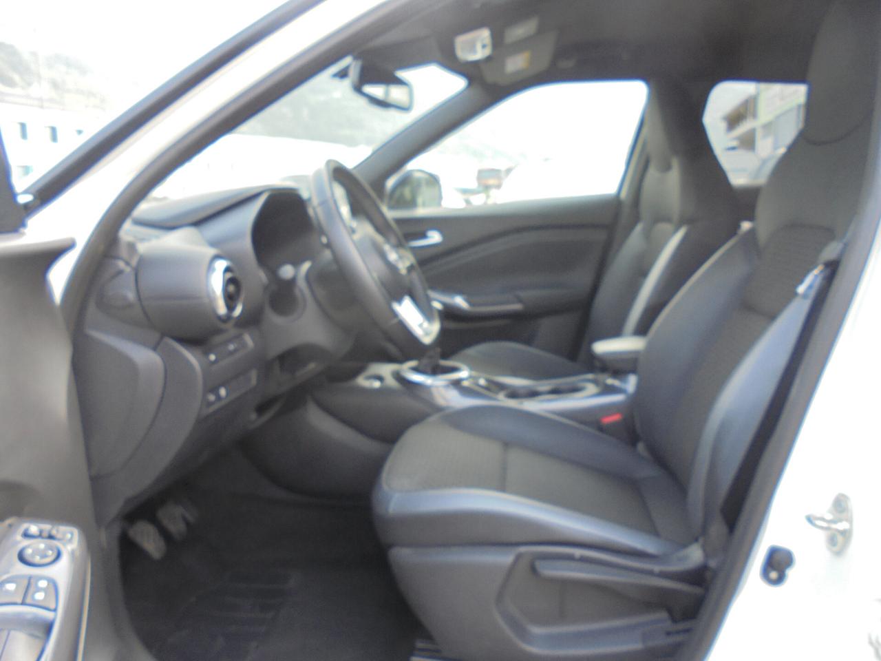 Nissan Juke 1.0 DIG-T 114 CV N-Connecta