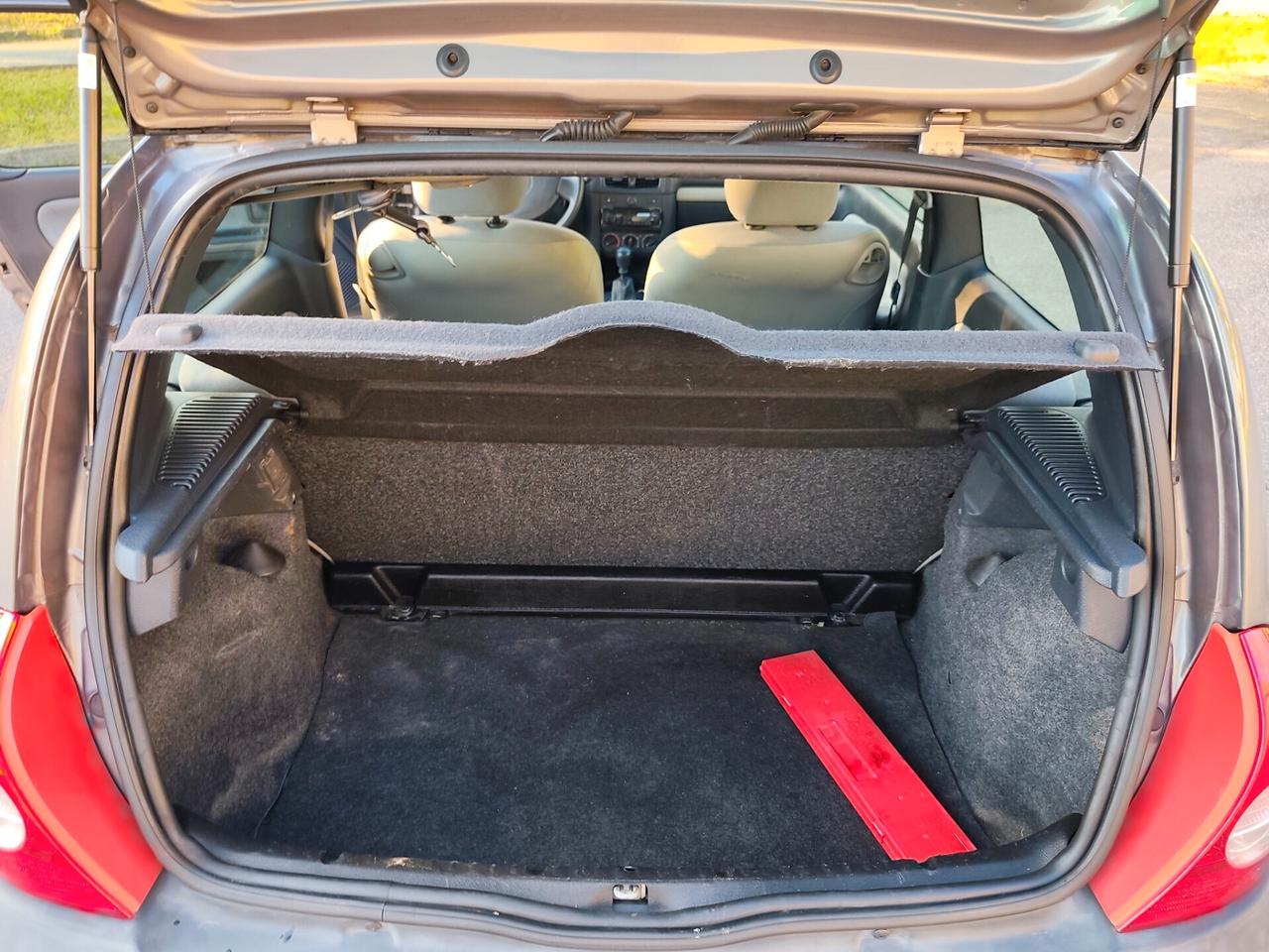 Renault Clio 1.2 16V Benz Dynamic