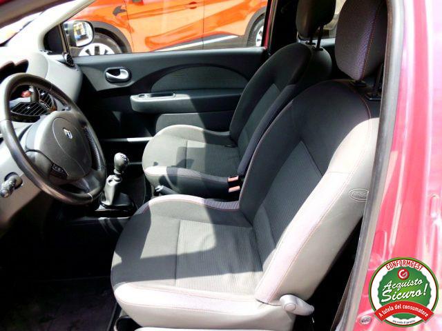 RENAULT Twingo 1.2 16V Live