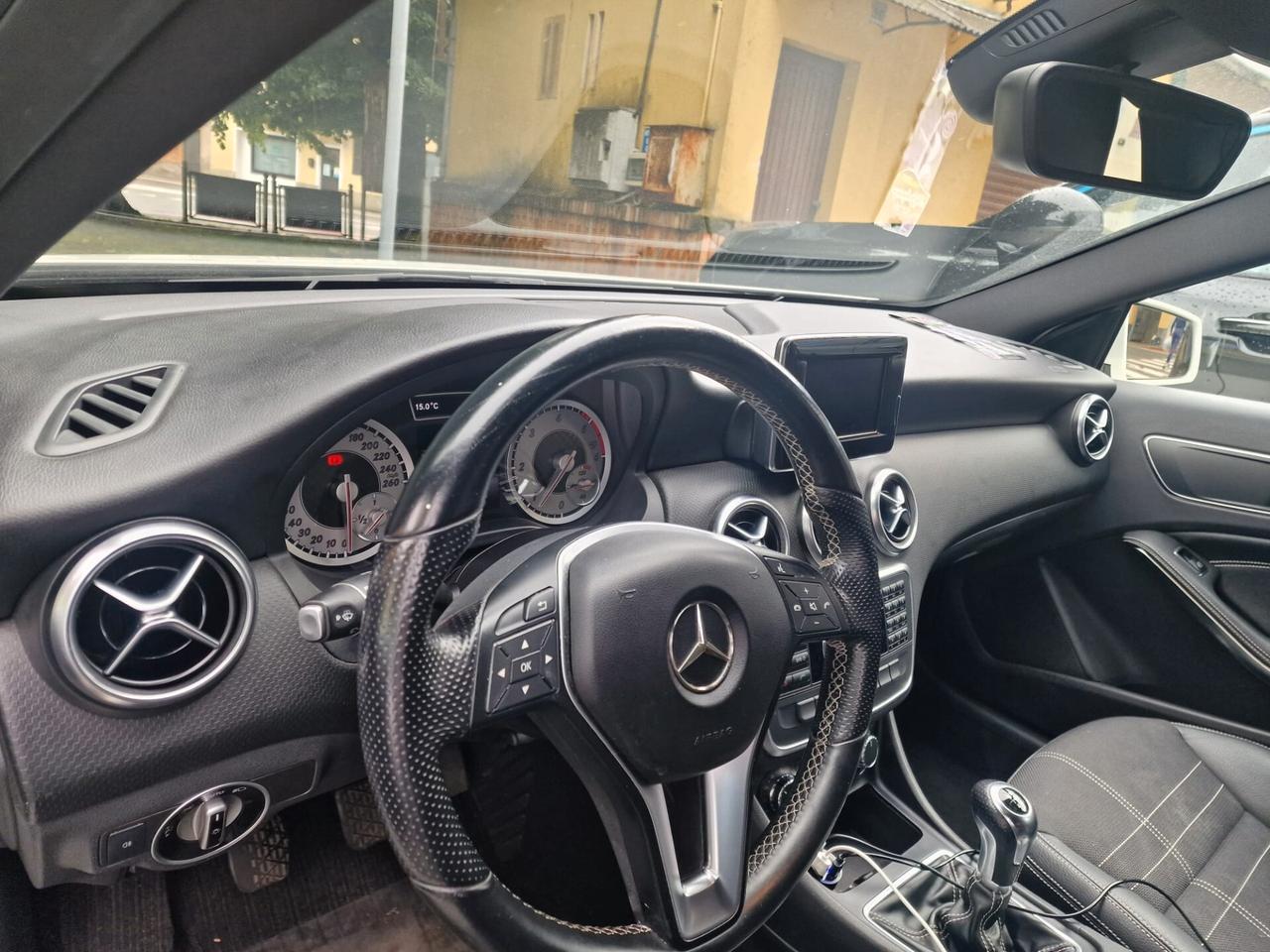 Mercedes-benz A 180 ADATTA NEOPATENTATI