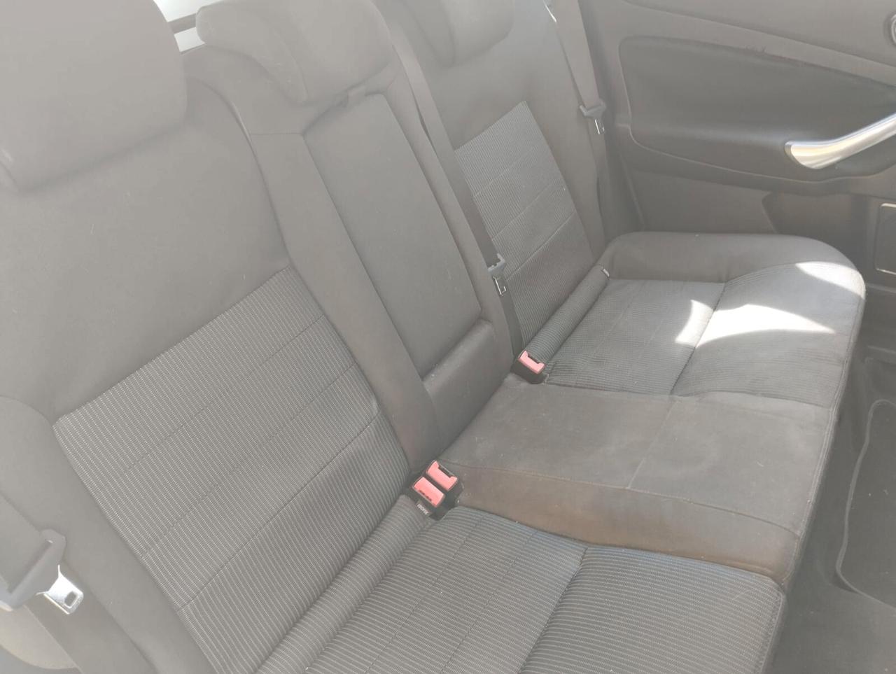 Ford Mondeo 2.0 TDCi 140 CV Station Wagon Titanium DPF