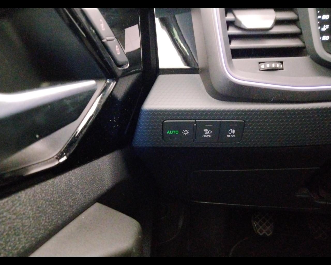 AUDI A1 II 2019 Sportback - A1 Sportback 30 1.0 tfsi Admired Adva