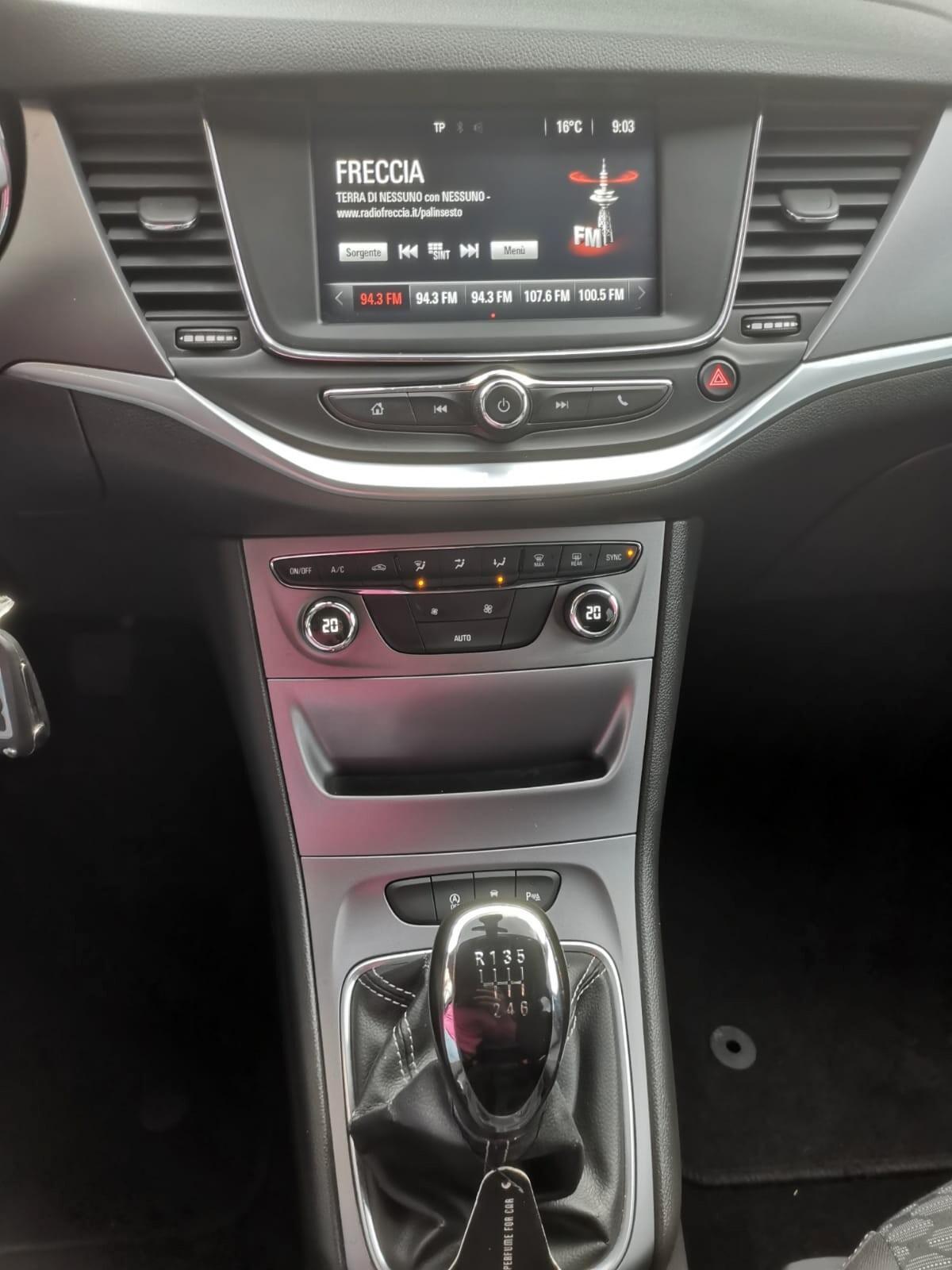 Opel Astra 1.6 CDTi 136CV aut. Sports Tourer Elective station wagon