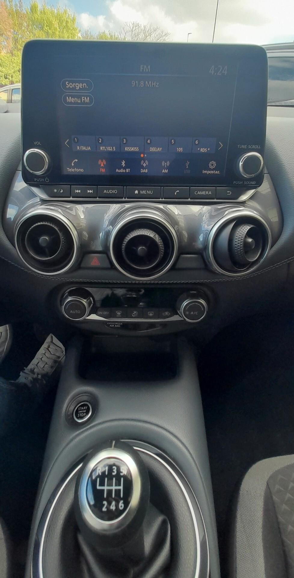 Nissan Juke 1.0 DIG-T 114 CV N-Connecta