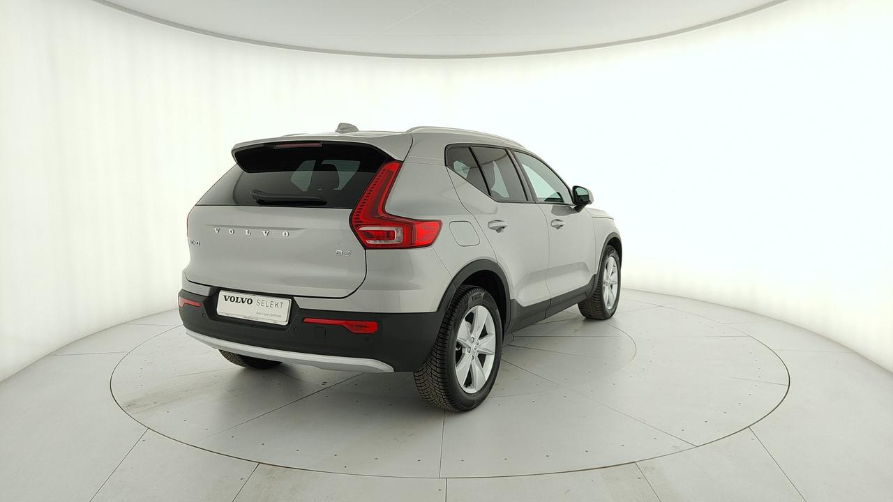 VOLVO XC40 2.0 b3 Core auto
