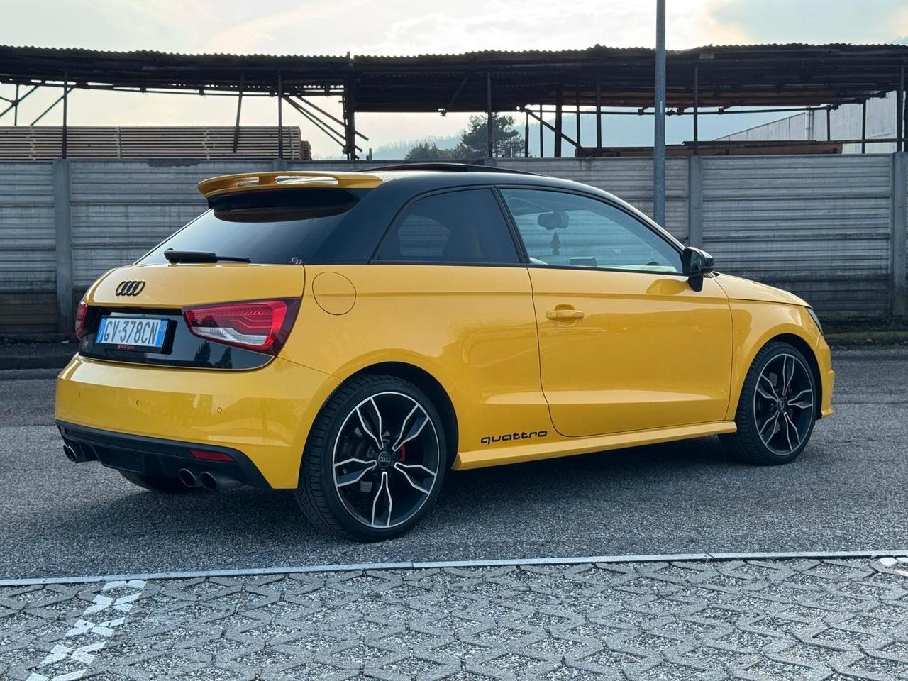 Audi A1 S1 2.0 TFSI quattro Full opt. Originale