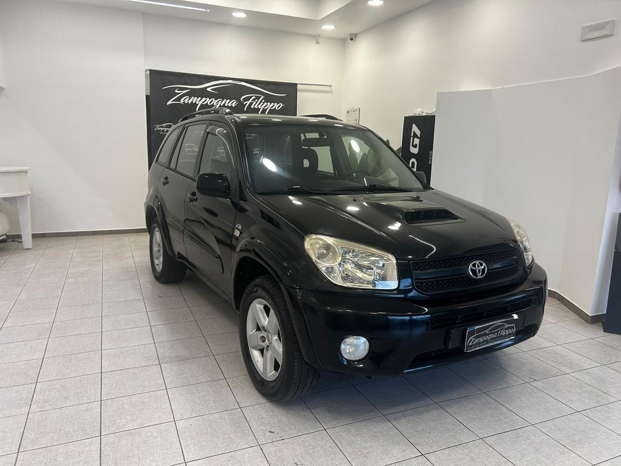 Toyota RAV 4 RAV4 2.0 Tdi D-4D cat 5 porte Sol