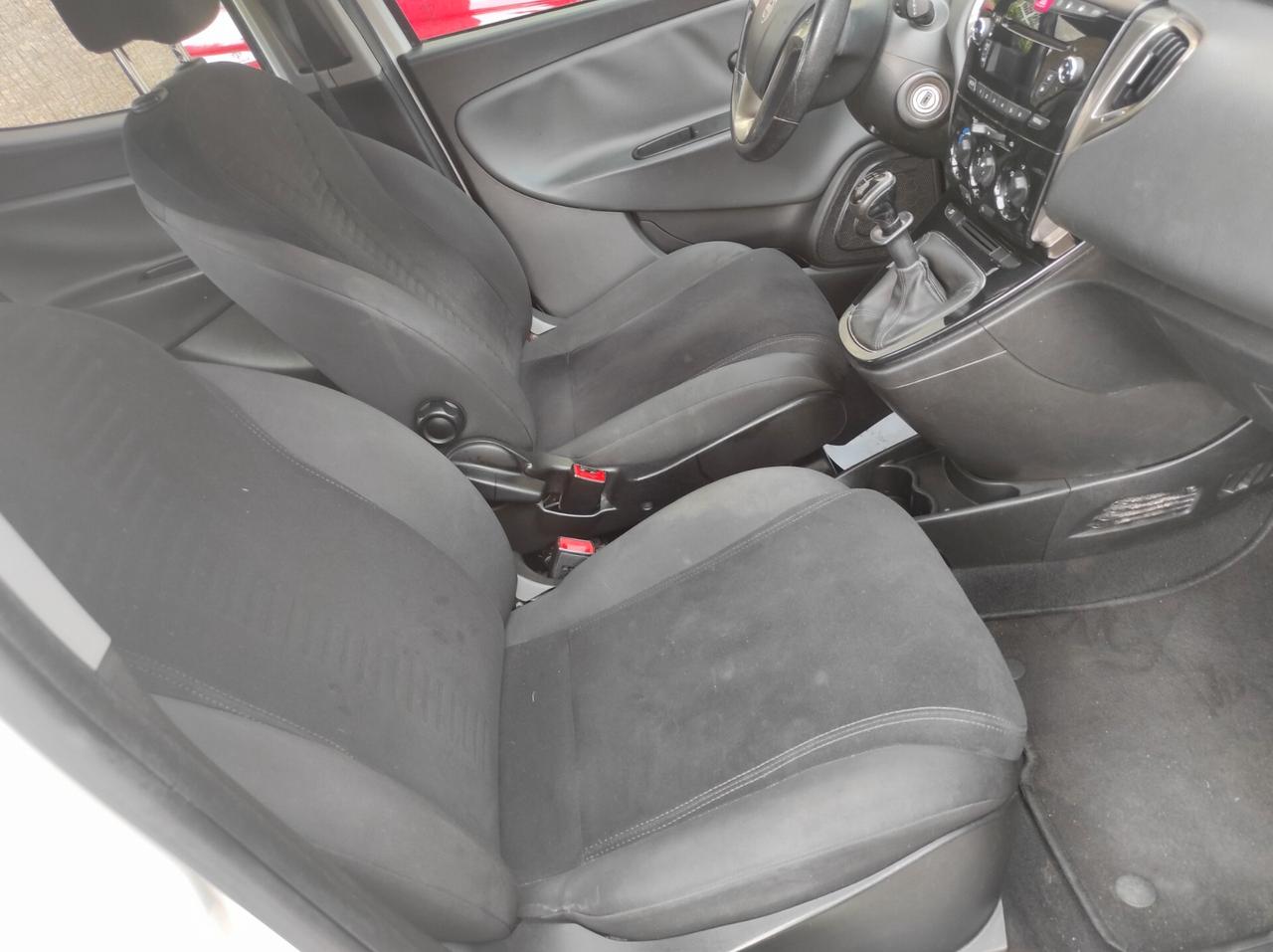 Lancia Ypsilon 2016 0.9 TwinAir Benzina metano LEGA SENSORI BLUETOOTH