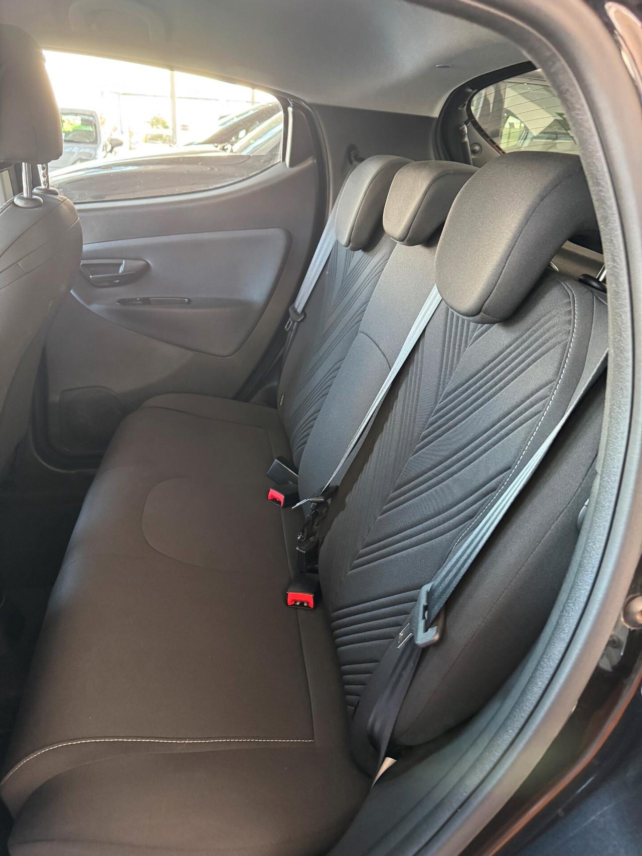 LANCIA YPSILON GOLD FULL OPTIONAL