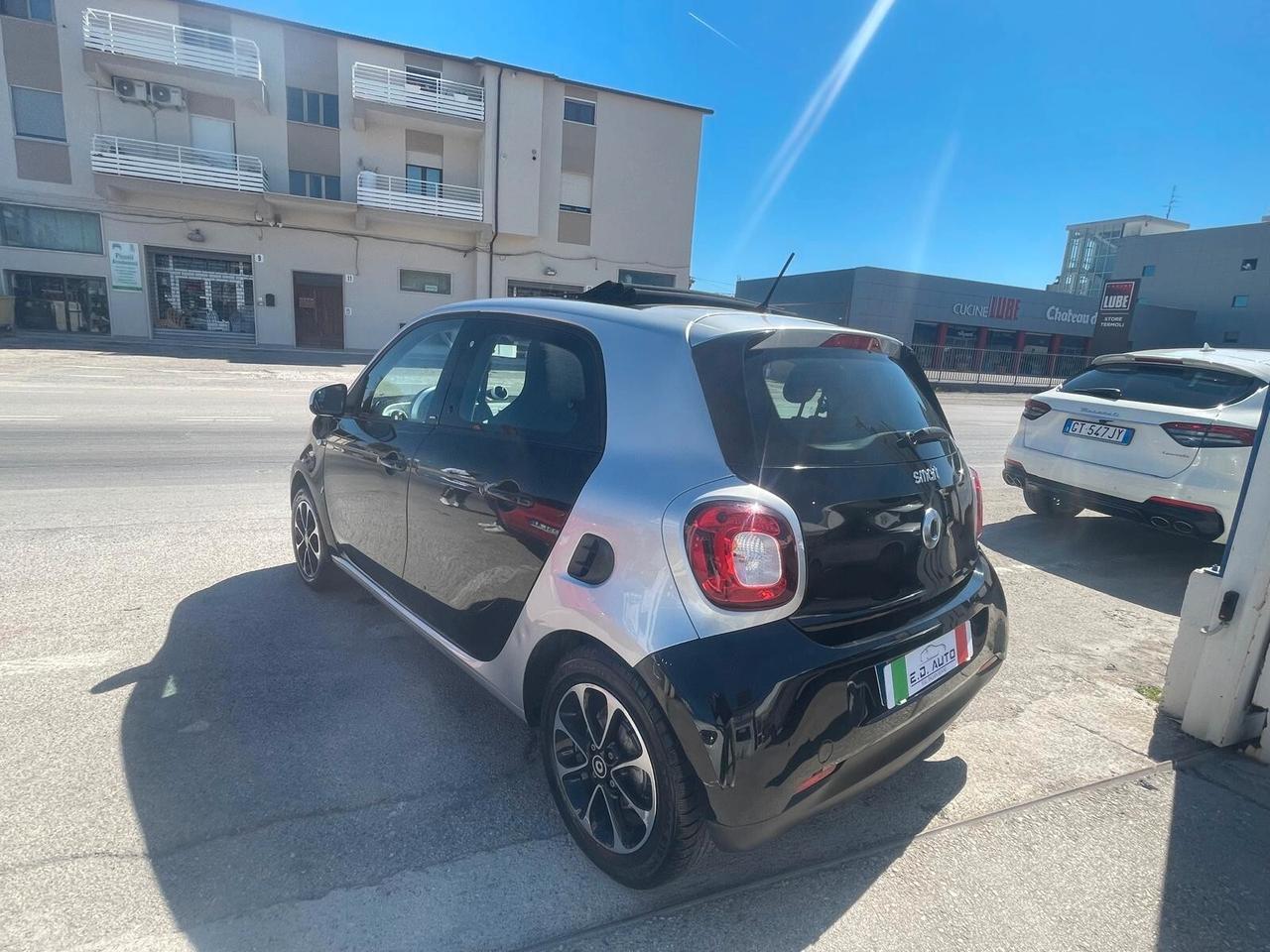 Smart ForFour 70 1.0 twinamic Prime CABRIO 5 PORTE