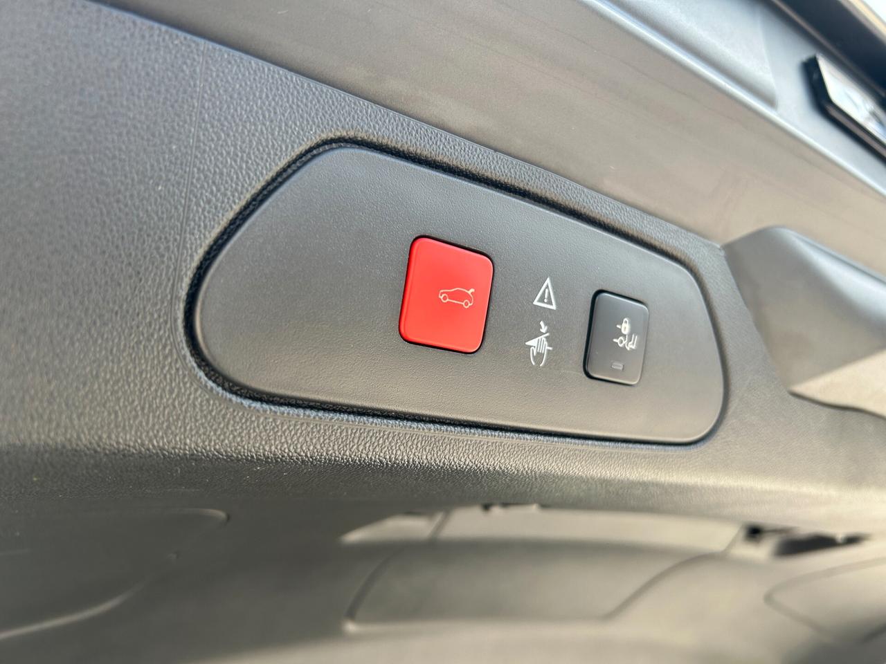 Opel Grandland X 1.6 Hybrid4 Plug-in aut. AWD