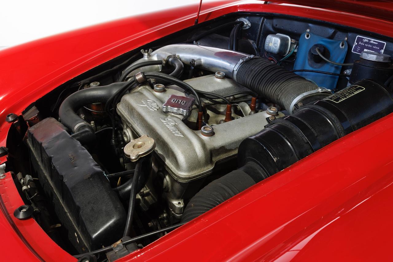 Alfa Romeo Giulia 1600 Spider Veloce
