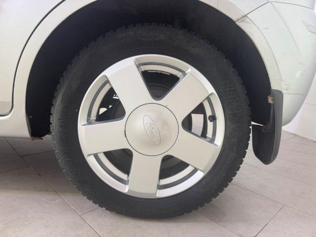 FORD Fiesta 1.4 16V 5p. Ghia