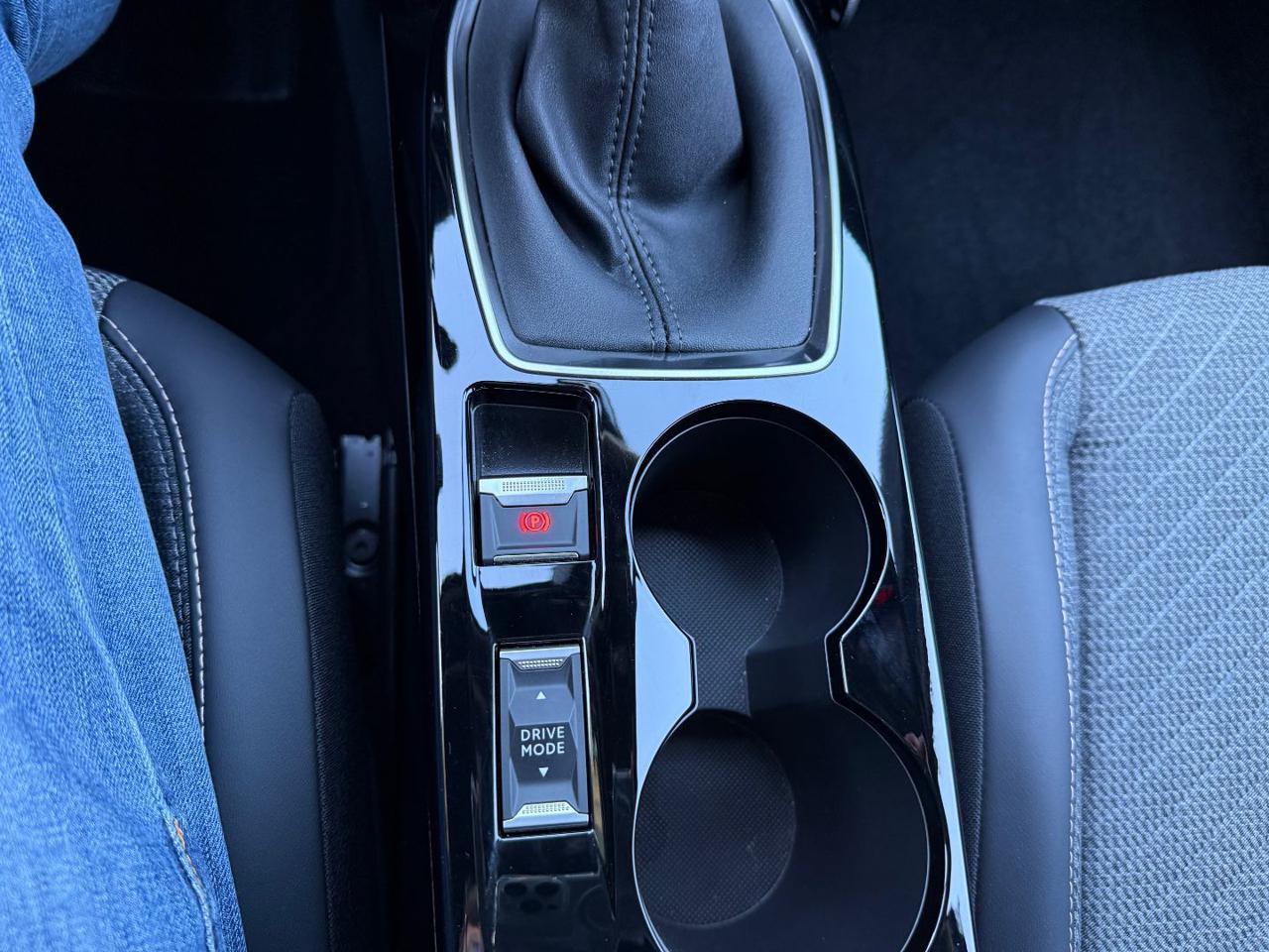 PEUGEOT 2008 PureTech 100 S&S Allure