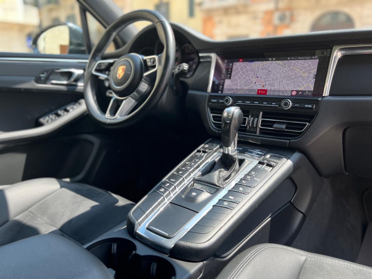 PORSCHE Macan 2.0 Turbo 245 CV TETTO BOSE