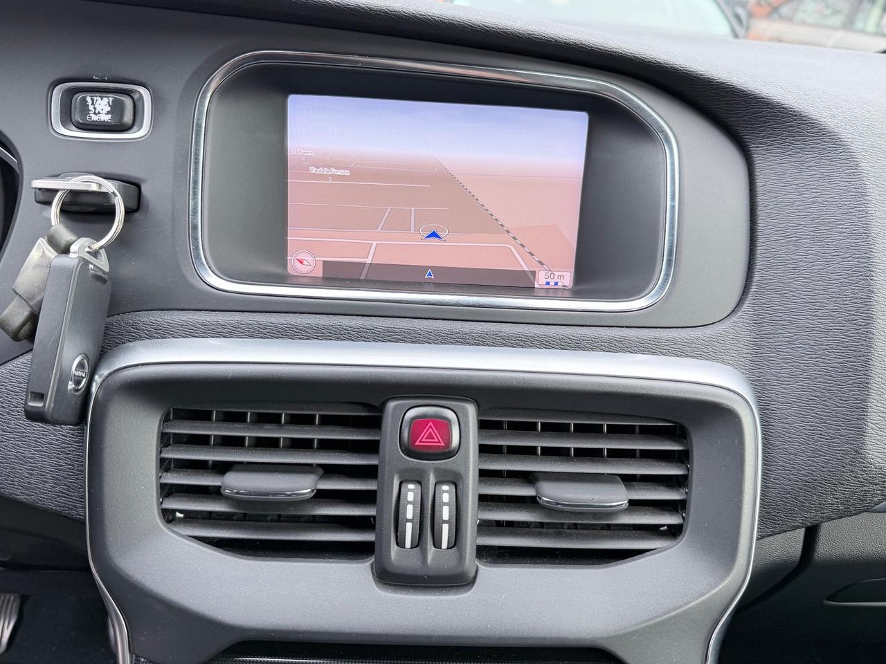 Volvo V40 D2 Inscription 2.0DIESEL 120CV EURO6