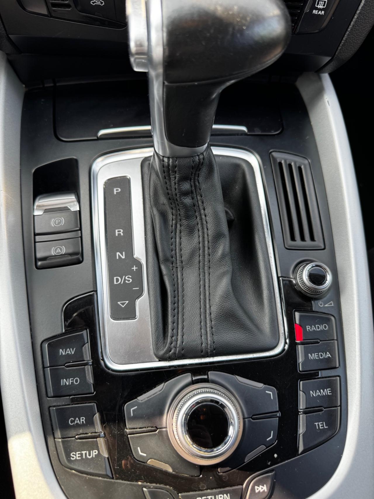 Audi Q5 2.0 TDI 190 CV clean diesel quattro Business