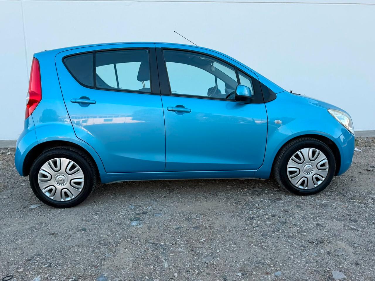 OPEL AGILA 1.0 Benzina 65CV NEOPATENTATI