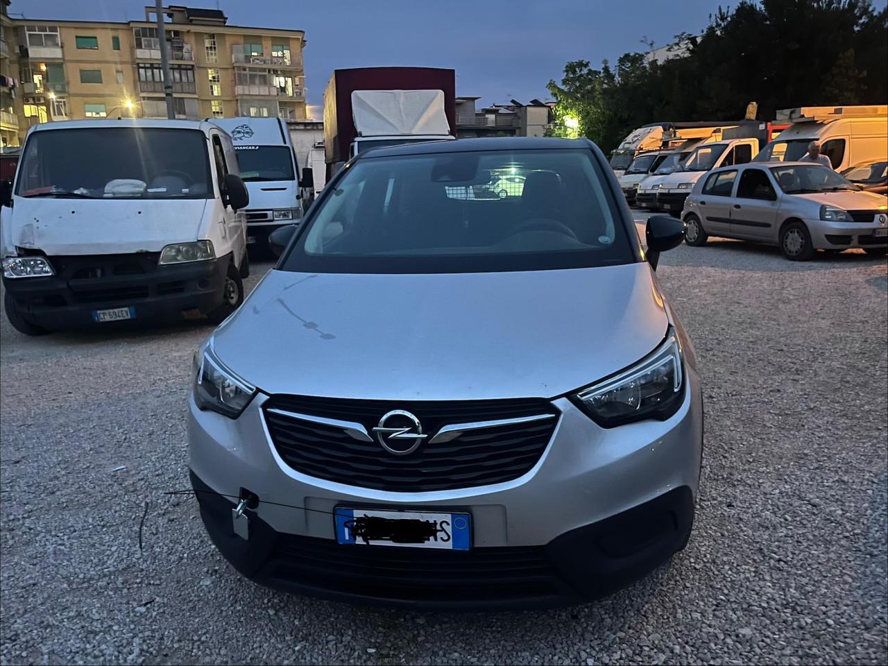 Opel Crossland X 1.5 D 102 CV (m. Rotto) Innovation