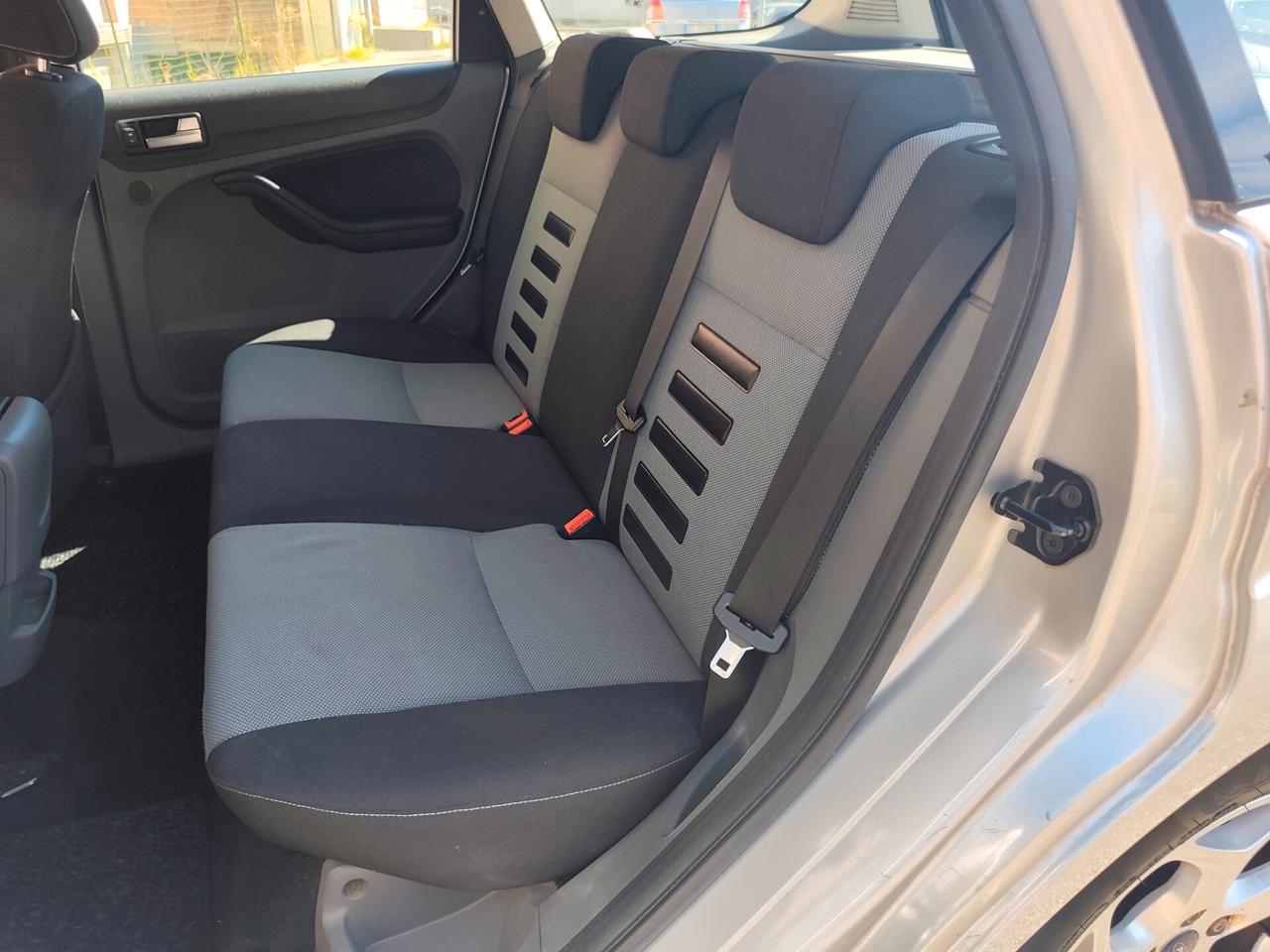 Ford Focus 2.0 Benz GPL (145CV) Titanium