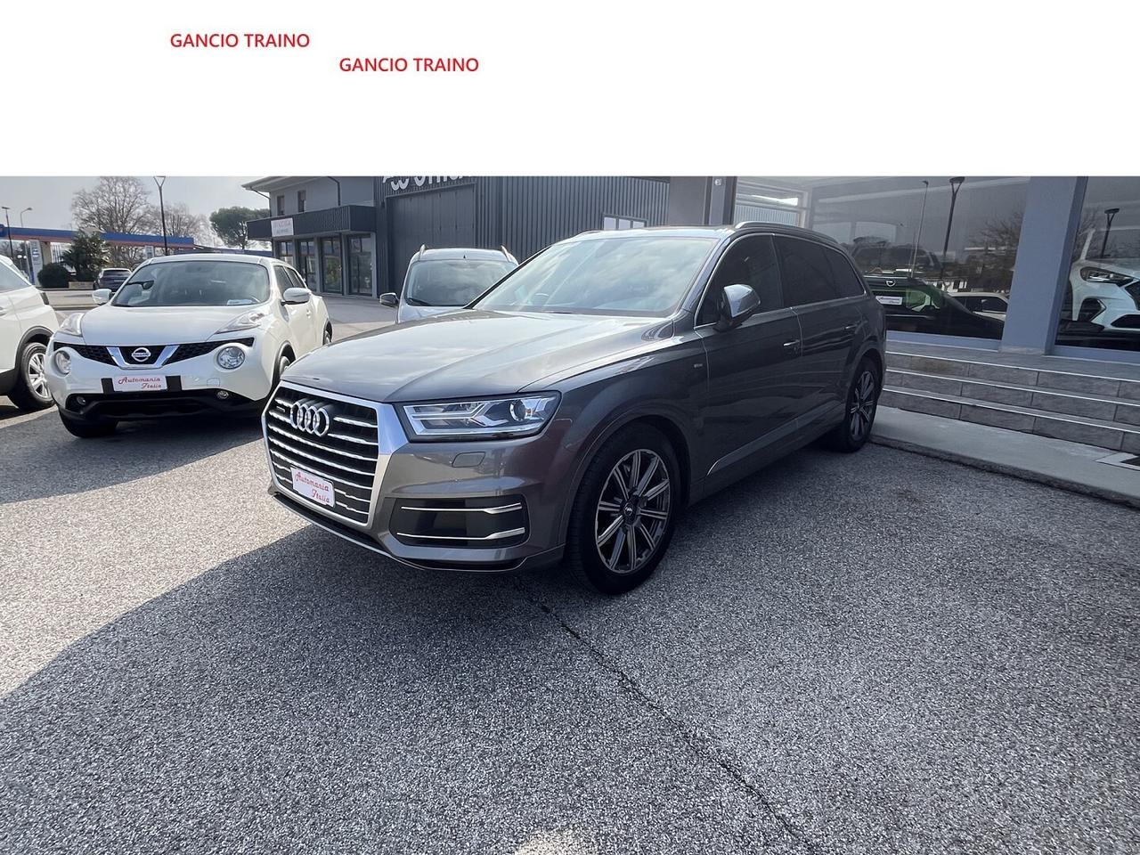AUDI Q 7 3000 TDI 272 CV S.LINE ( GANCIO TRAINO )
