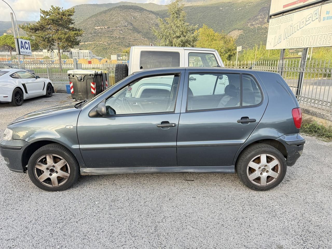 vw polo 1.1 tdi 5 PORTE adatta neopatentati