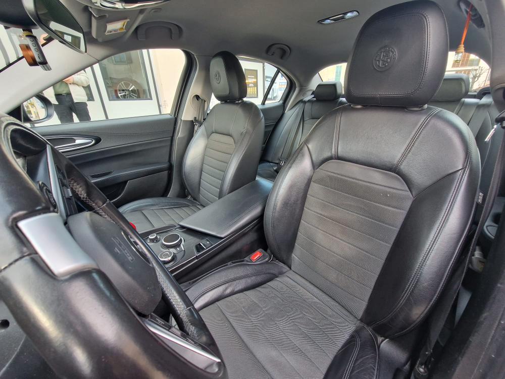 Alfa Romeo Giulia Berlina Giulia 2.2 t Business Sport 180cv