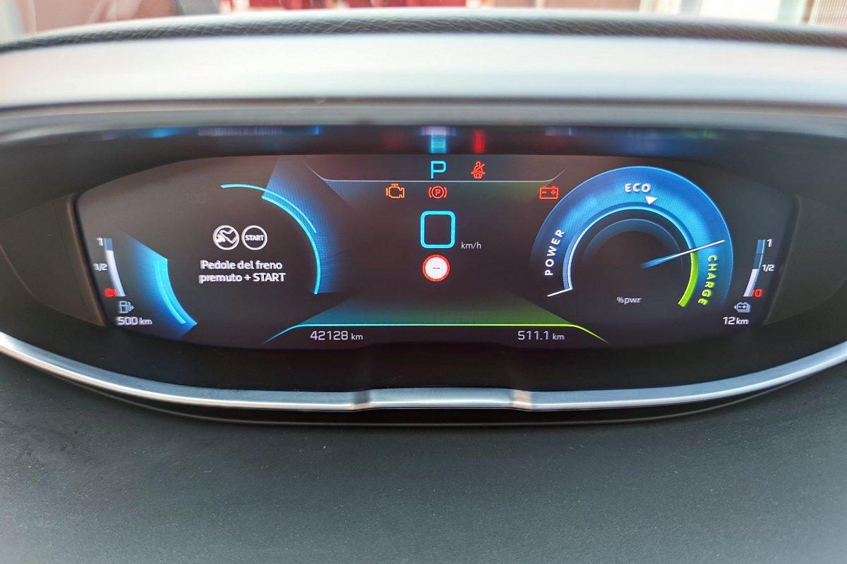 PEUGEOT 3008 Hybrid4 300 e-EAT8 GT Pack