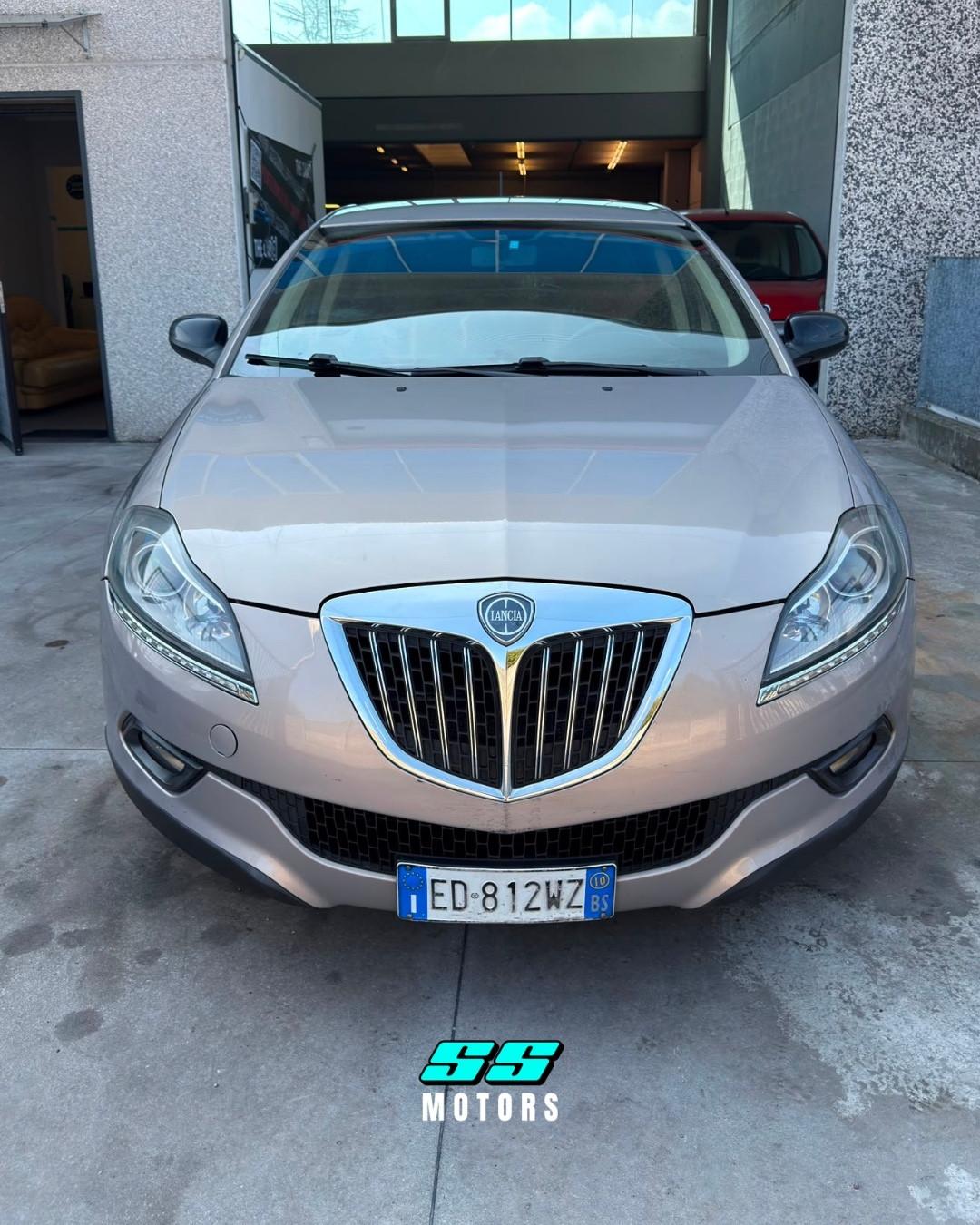 Lancia Delta Platino