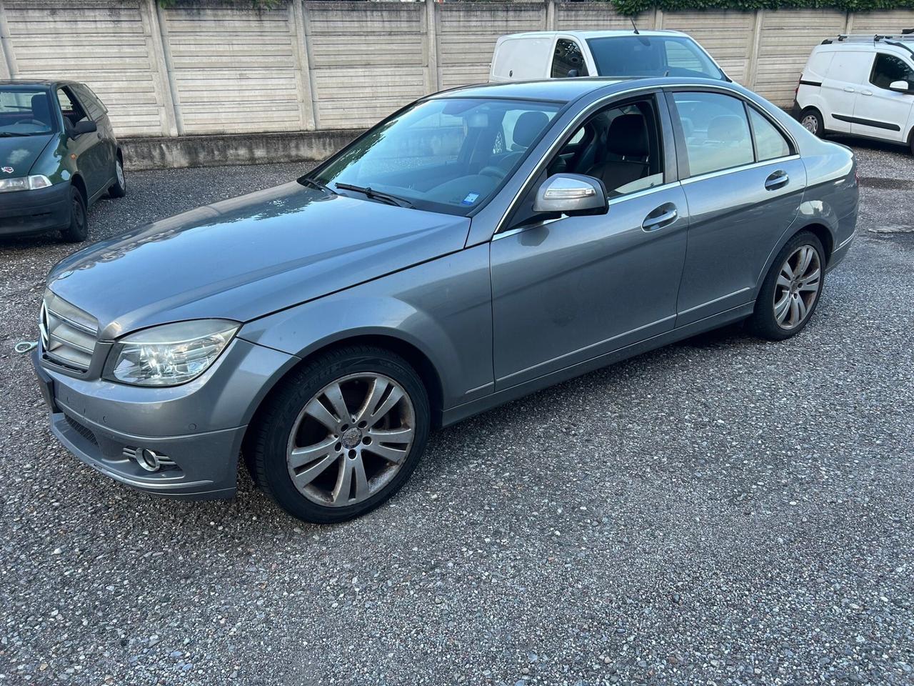 Mercedes-benz C 220 CDI LEGGI NOTE