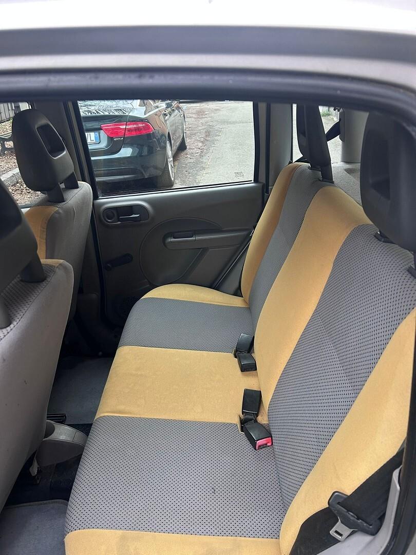 Fiat Panda 4x4 Climbing