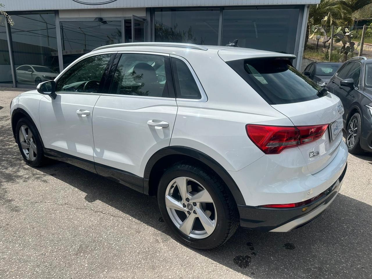 Audi Q3 35 TDI S tronic Business Advanced