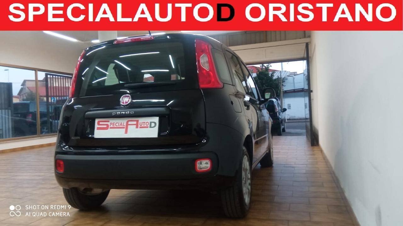 FIAT PANDA 2017 1.2 BENZINA LOUNGE 5 PORTE