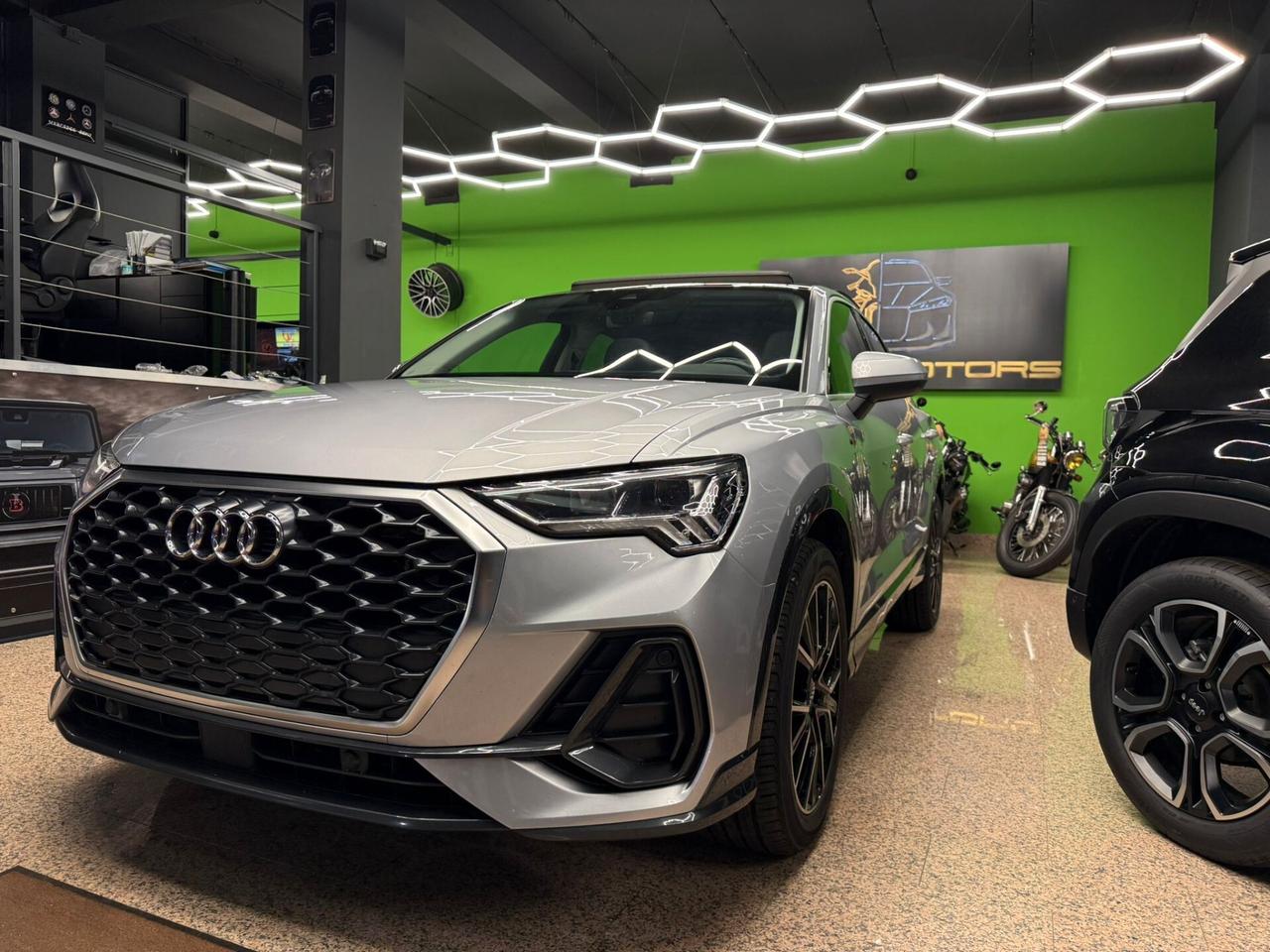 Audi Q3 TETTO Sportback SPB 35 TDI S tronic line