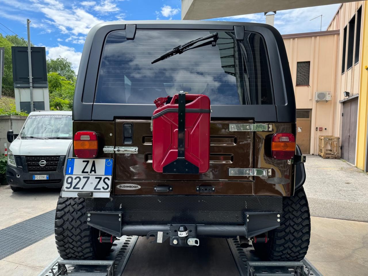 Jeep Wrangler 2.5 Laredo