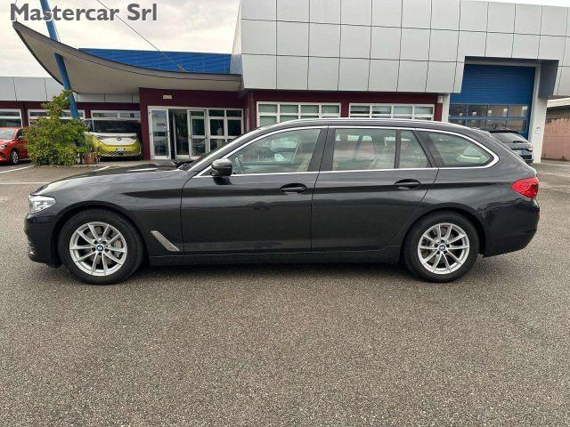 BMW 530 530d Touring xdrive Business PELLE 265cv - FR877SY