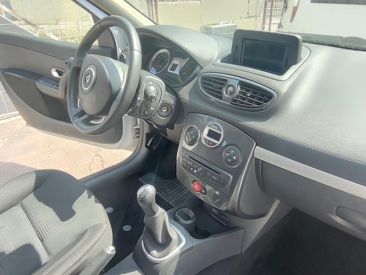 Renault Clio 1.2 BENZINA NAVIGATORE