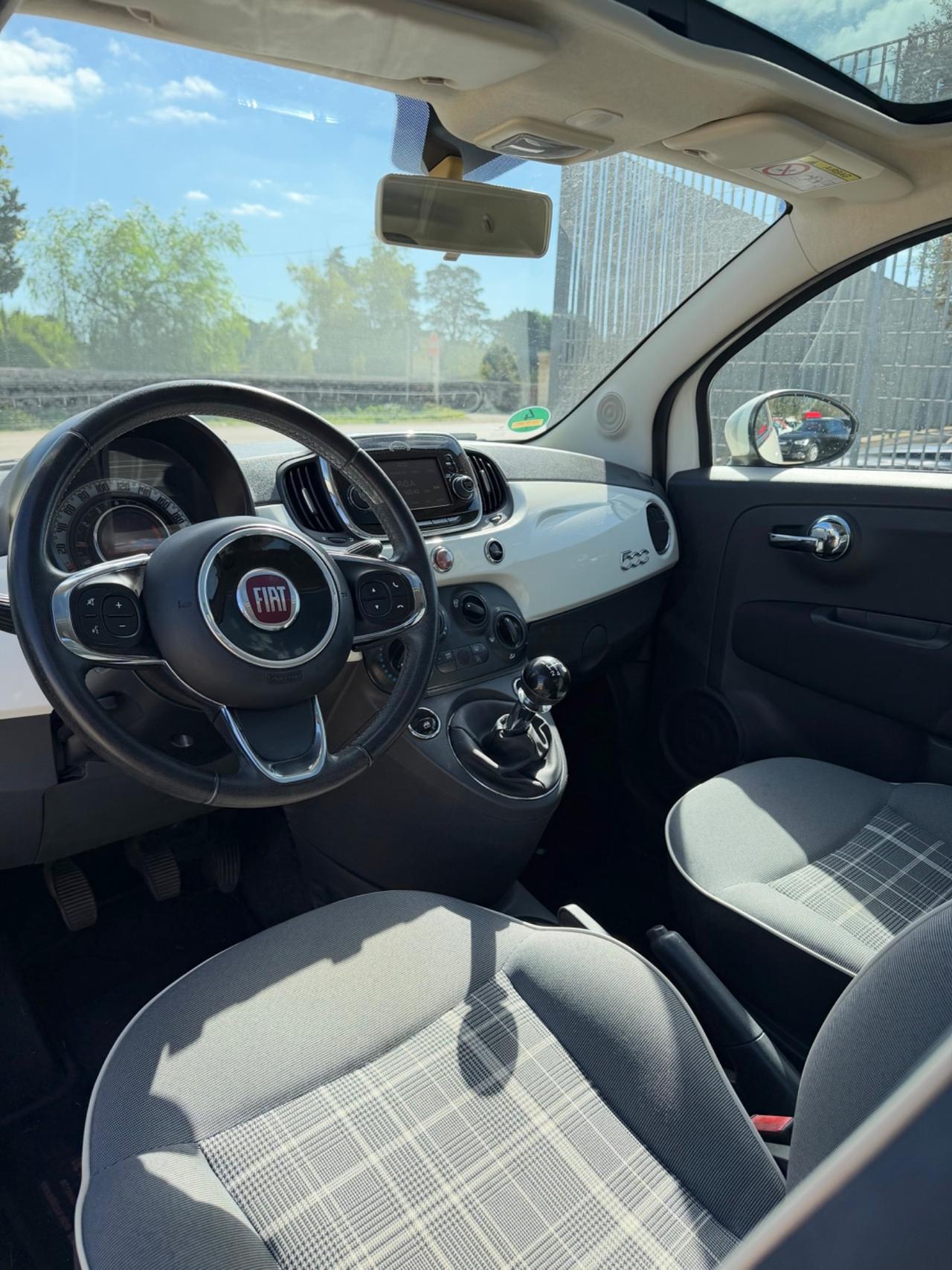Fiat 500 1.2 69 cv Lounge-2016/PANO/AUX/USB