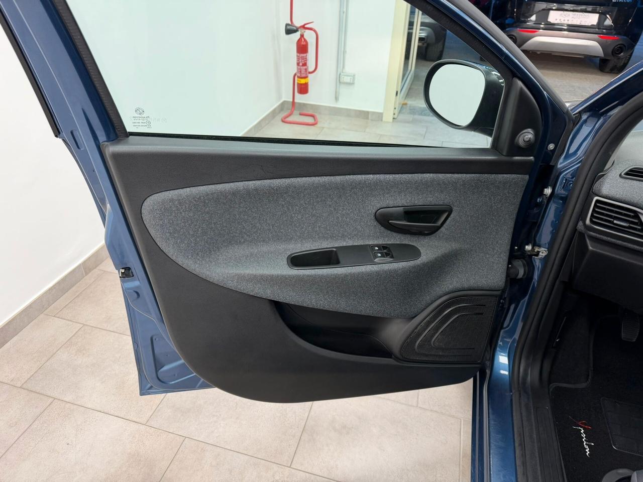 LANCIA YPSILON 1.0 HYBRID FIREFLY 70 CV 2022